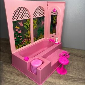 1980s Barbie Bath Tub